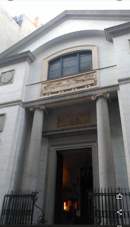 Hostal Andrea Granvia Madrid Luaran gambar