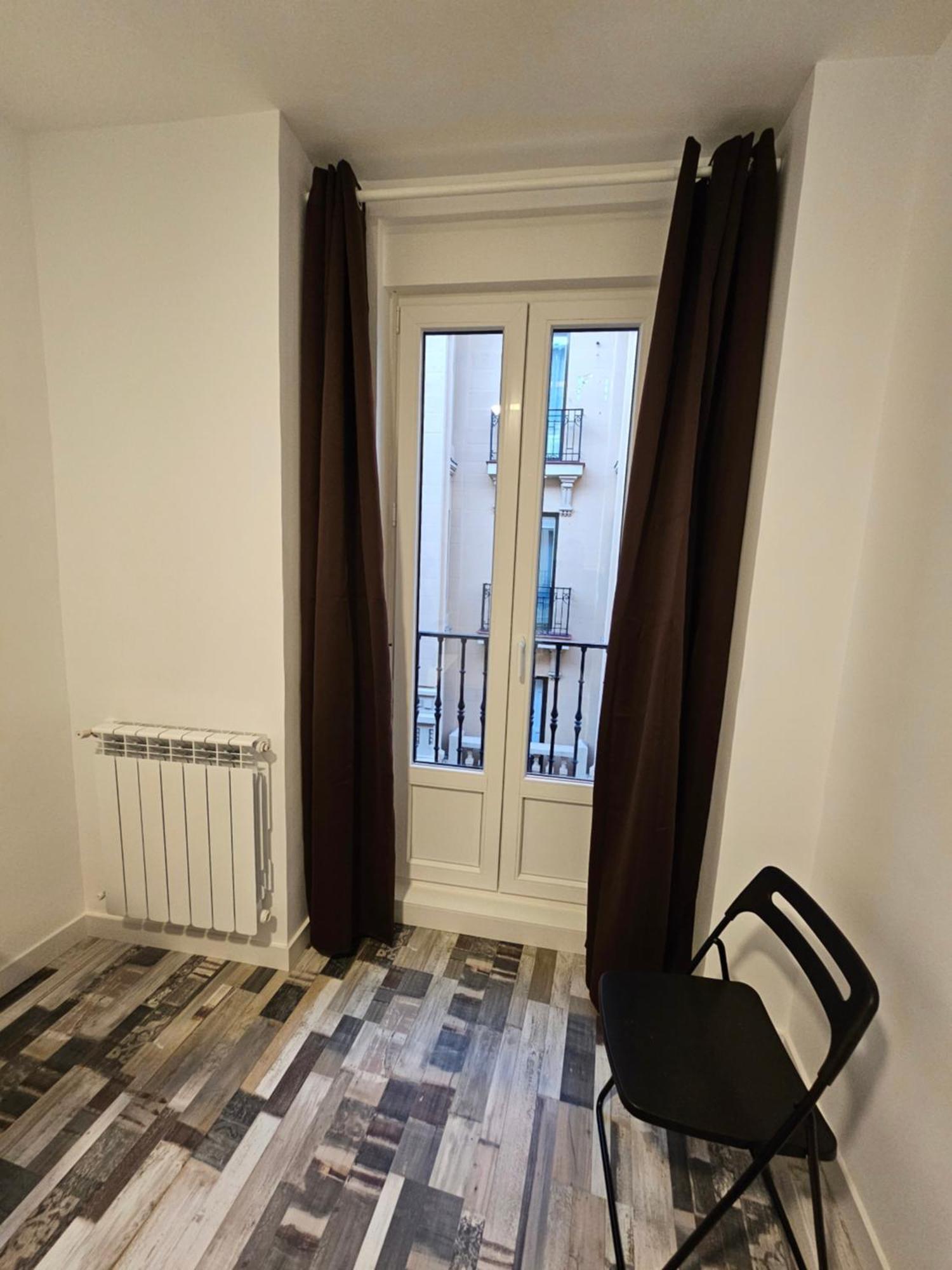 Hostal Andrea Granvia Madrid Luaran gambar